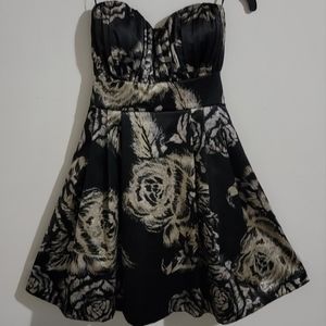 Guess Strapless Floral Print Satin Dress size 1